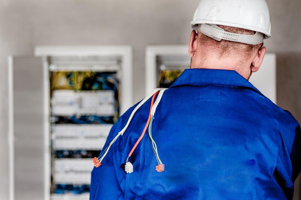 Electriciens près de Secondigny
